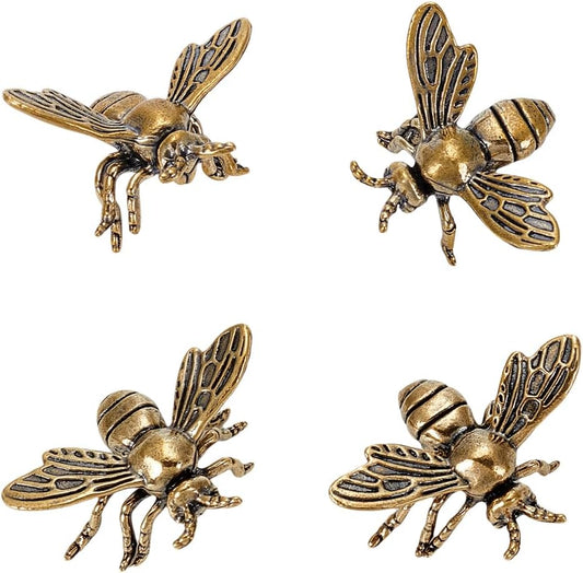 AHANDMAKER 4Pcs Bee Figurines Vintage Gold Animal Statues Decorative Insect Ornament Bees Display Decorations Miniature Figurines for Home Office Garden Desktop Decoration 30x40x30mm