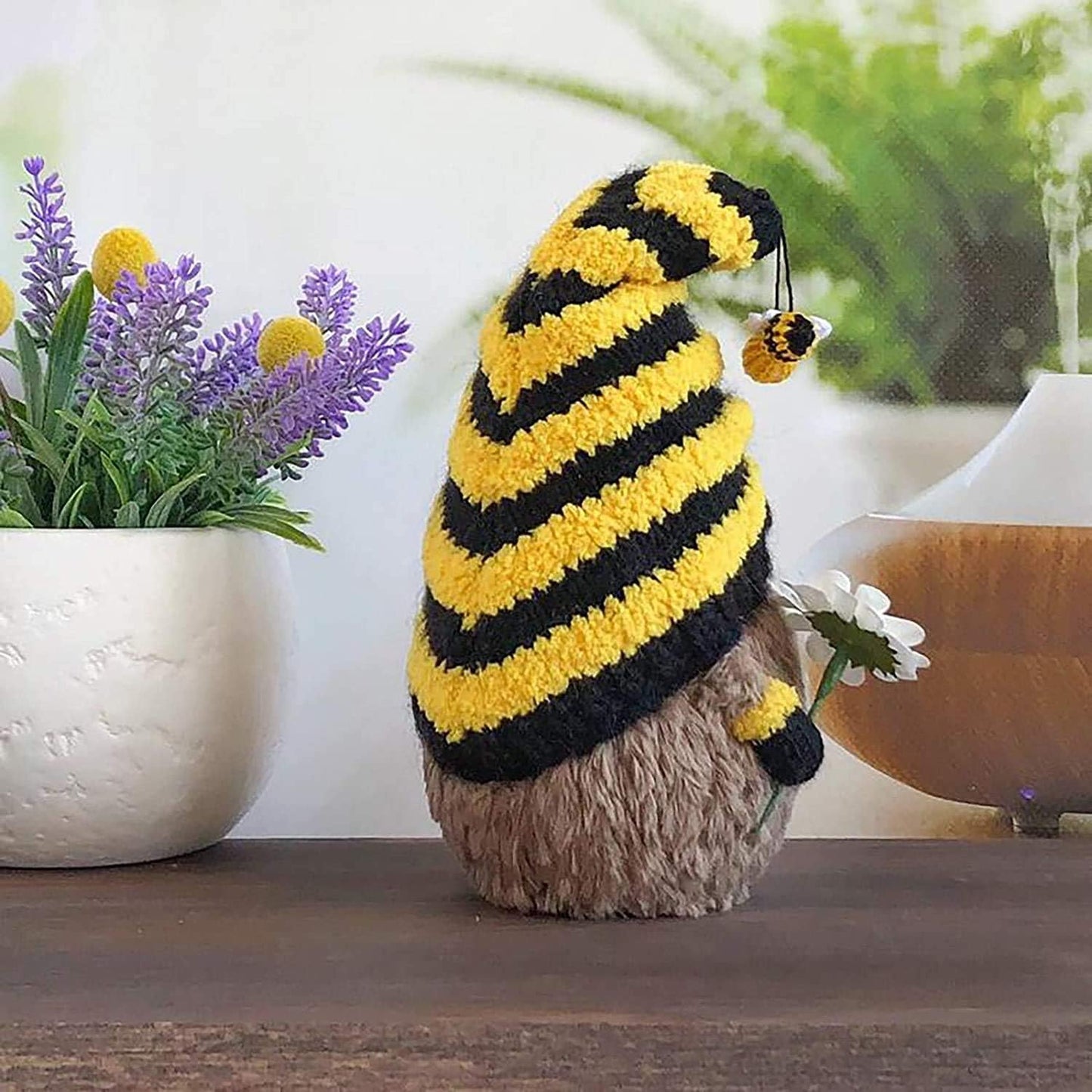 Garden Gnome Statue,Bee Gnome Spring Sunflower Doll Decor, Handmade Bumble Plush Faceless Doll Ornaments, Bedroom Desktop Gnomes Ornaments, Indoor Spring Decor for Home