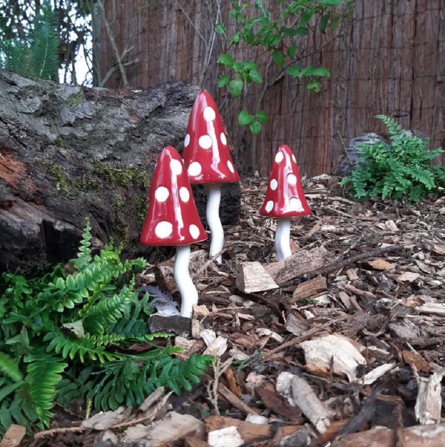 HH Home Hut Tinkling Ceramic Toadstools - Colourful Garden Ornaments, Mushrooms Plant Pot Set of 3 Outdoor Decor, Kids Gardening Set Fairy Garden Large Accessory (Yellow, Red, Orange)