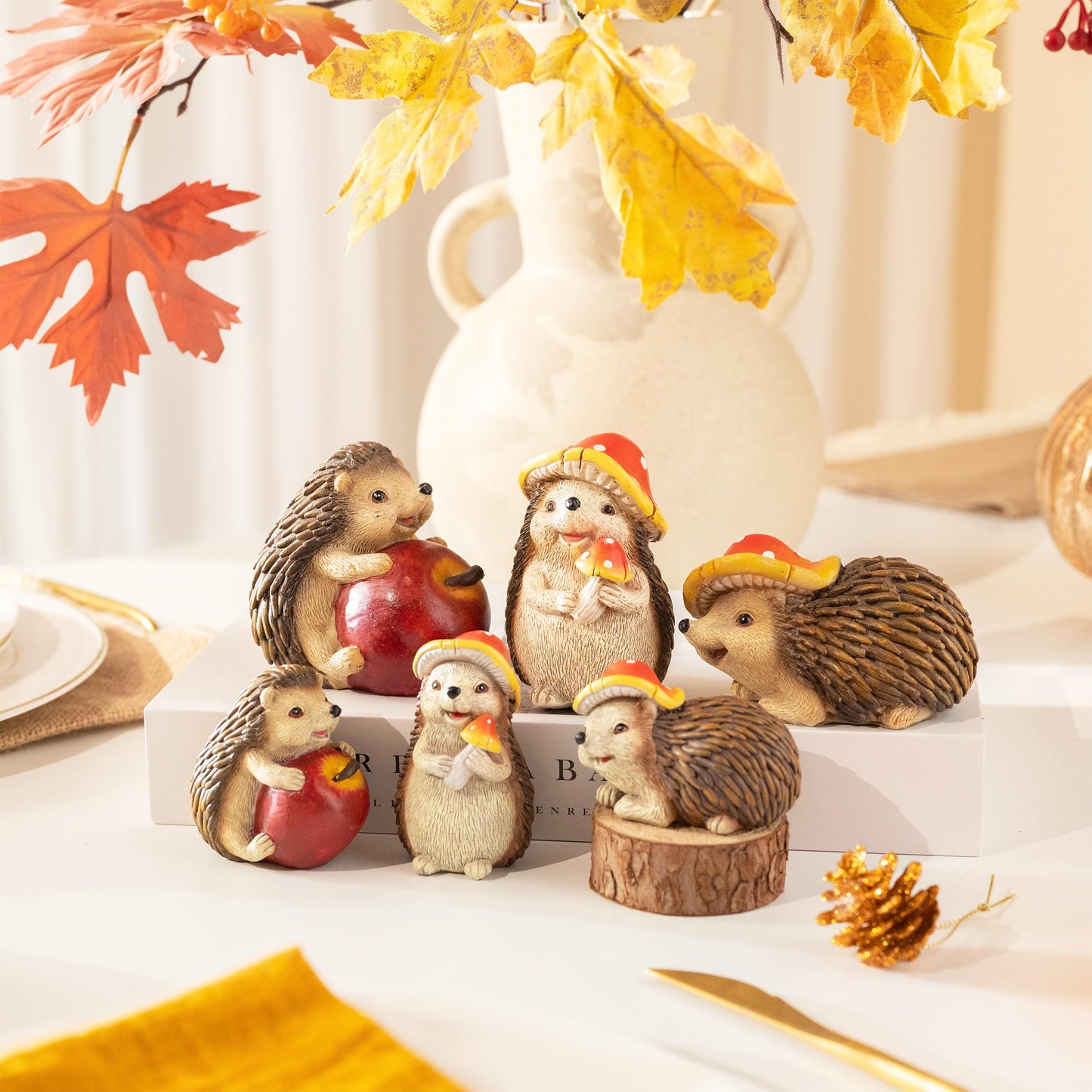 Valery Madelyn Autumn Decorations, Lovely Set of 3 Medium Hedgehogs Ornaments, Waterproof Resin Autumn Home Decor, Hedgehog Gifts for Women, Fall Decorations for Livling Room, Bedroom, Garden 7CM
