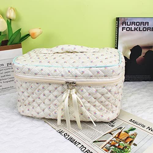 Aucuu Cotton Makeup Bag, Portable Travel Cosmetic Bag, Large Capacity Floral Toiletry Bags, Quilted Wash Bags Organizer for Women Girls