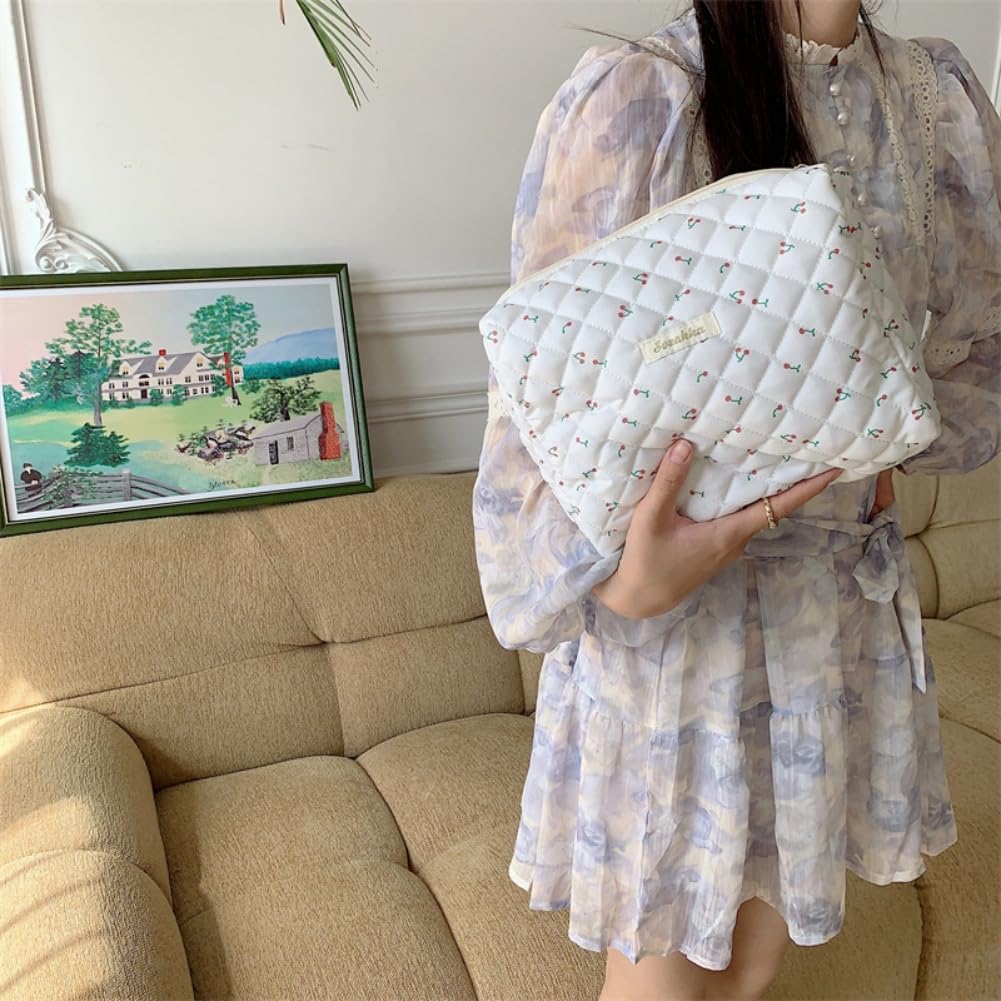 Aucuu Cotton Makeup Bag, Portable Travel Cosmetic Bag, Large Capacity Floral Toiletry Bags, Quilted Wash Bags Organizer for Women Girls