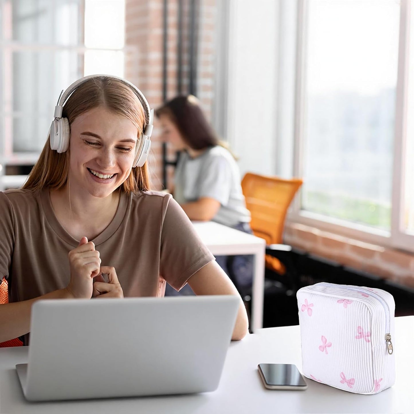 Period Bag for Women, Portable Pad Holder for Purse Pad Pouch Sanitary Napkin Storage Bag with Zipper for Teen Girls Small Make up Bags Pouch for Feminine Products