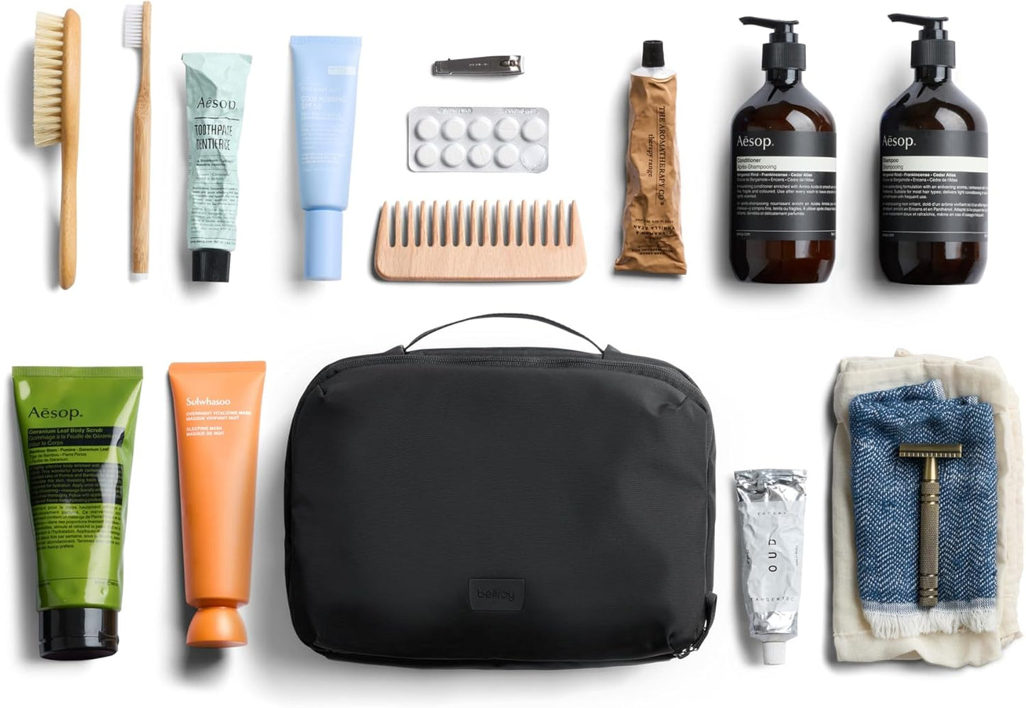 Bellroy Hanging Toiletry Kit Plus (8 liter travel hanging toiletry bag) - Black