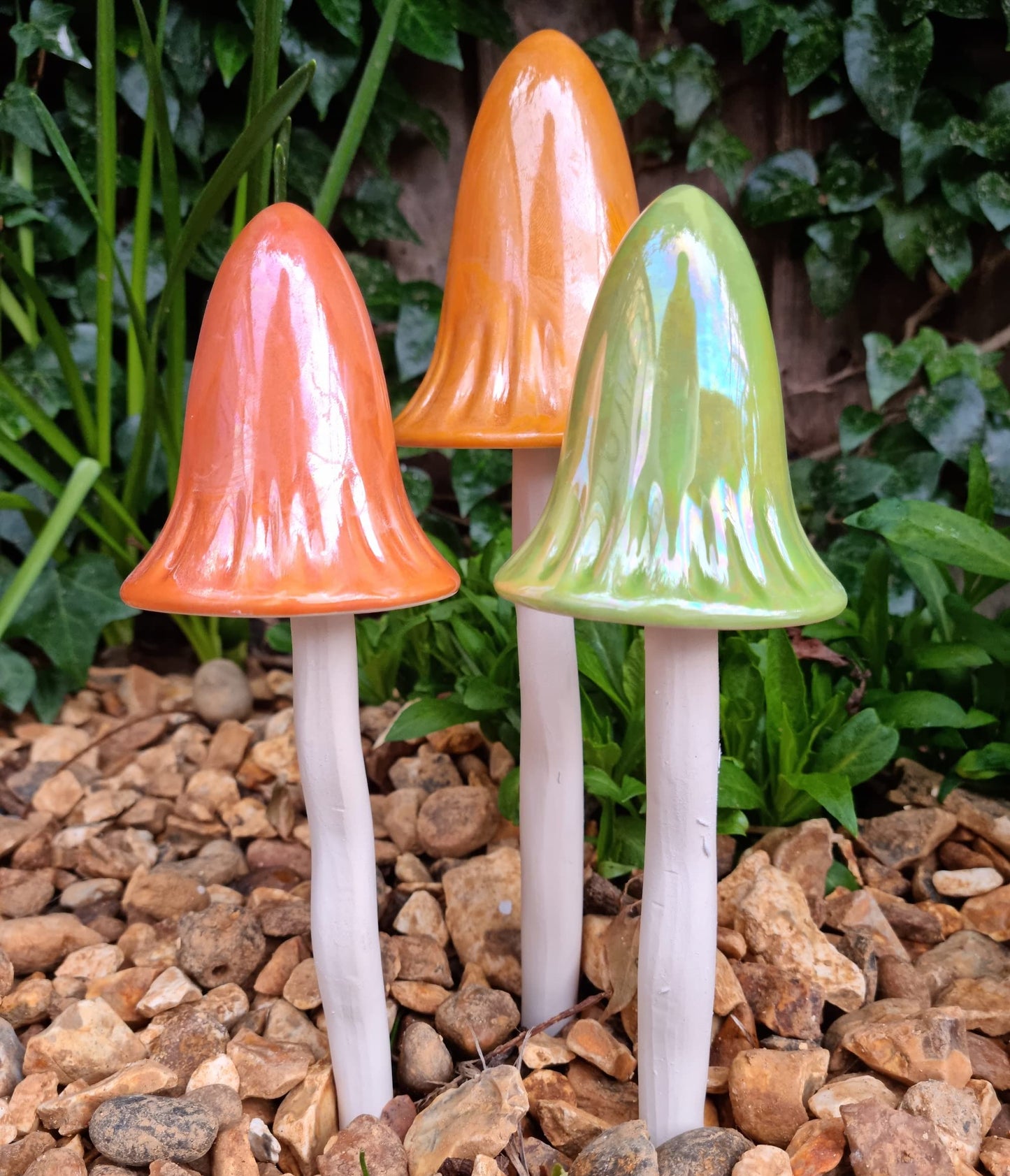HH Home Hut Tinkling Ceramic Toadstools - Colourful Garden Ornaments, Mushrooms Plant Pot Set of 3 Outdoor Decor, Kids Gardening Set Fairy Garden Large Accessory (Yellow, Red, Orange)
