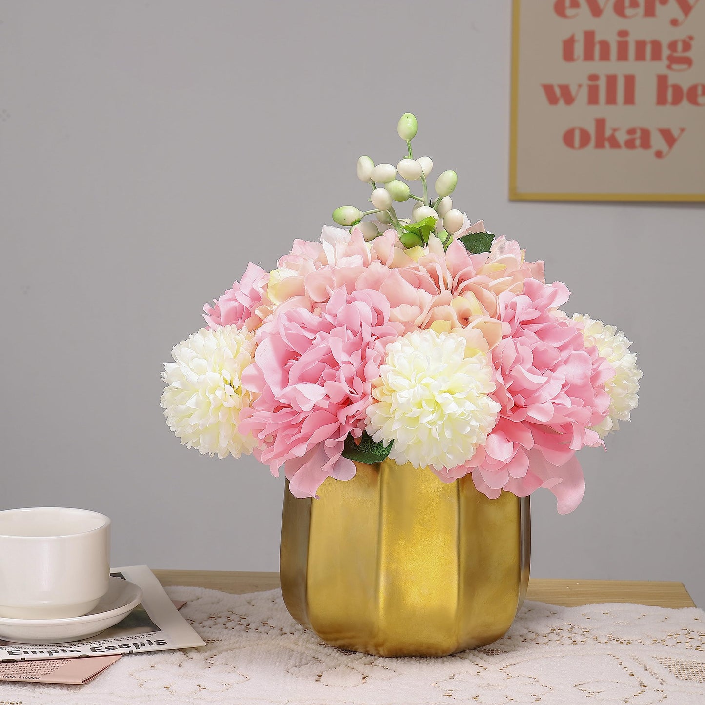 Artificial Flowers With Vase Faux Hydrangea Flower Arrangements for Home Garden Party Wedding Decoration
