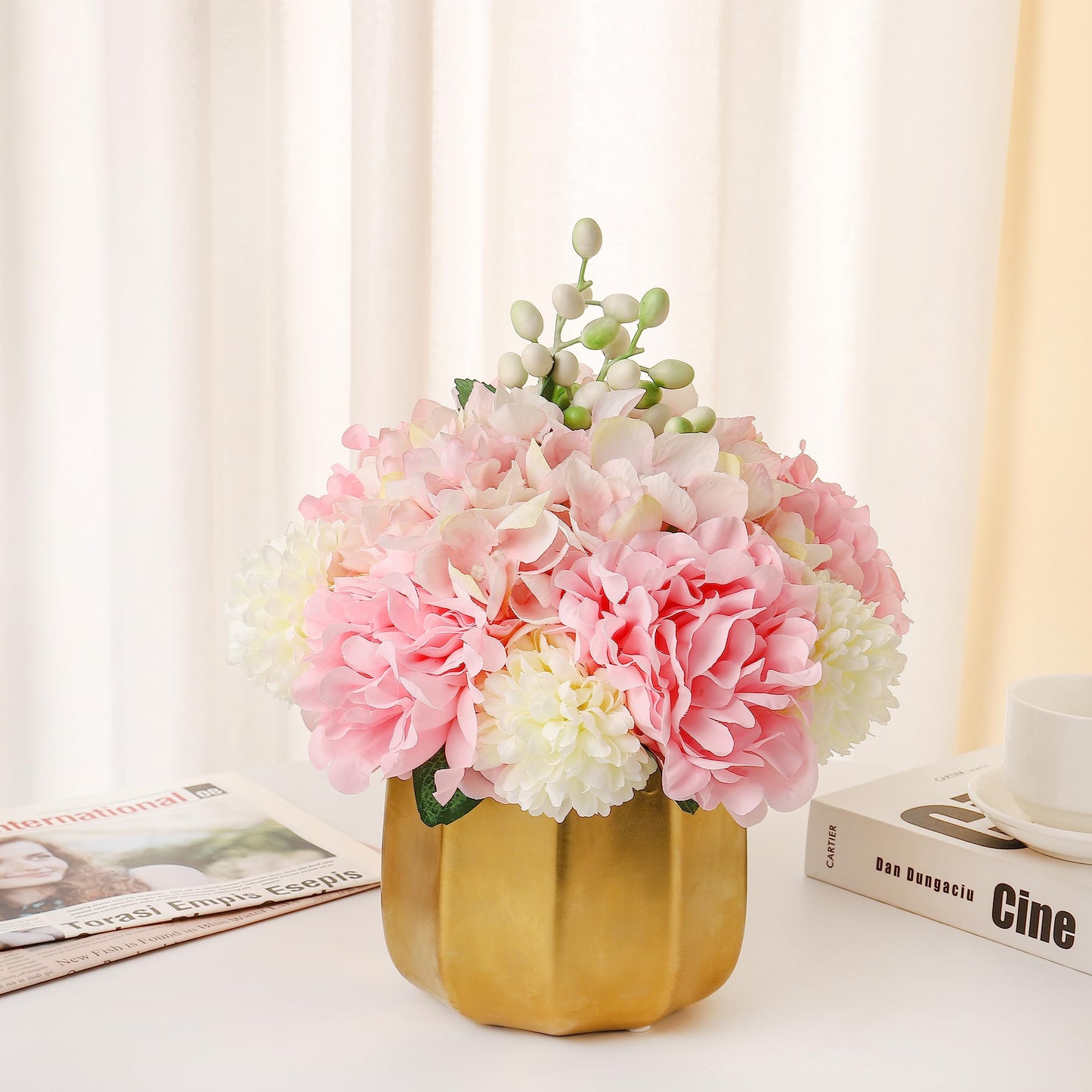 Artificial Flowers With Vase Faux Hydrangea Flower Arrangements for Home Garden Party Wedding Decoration