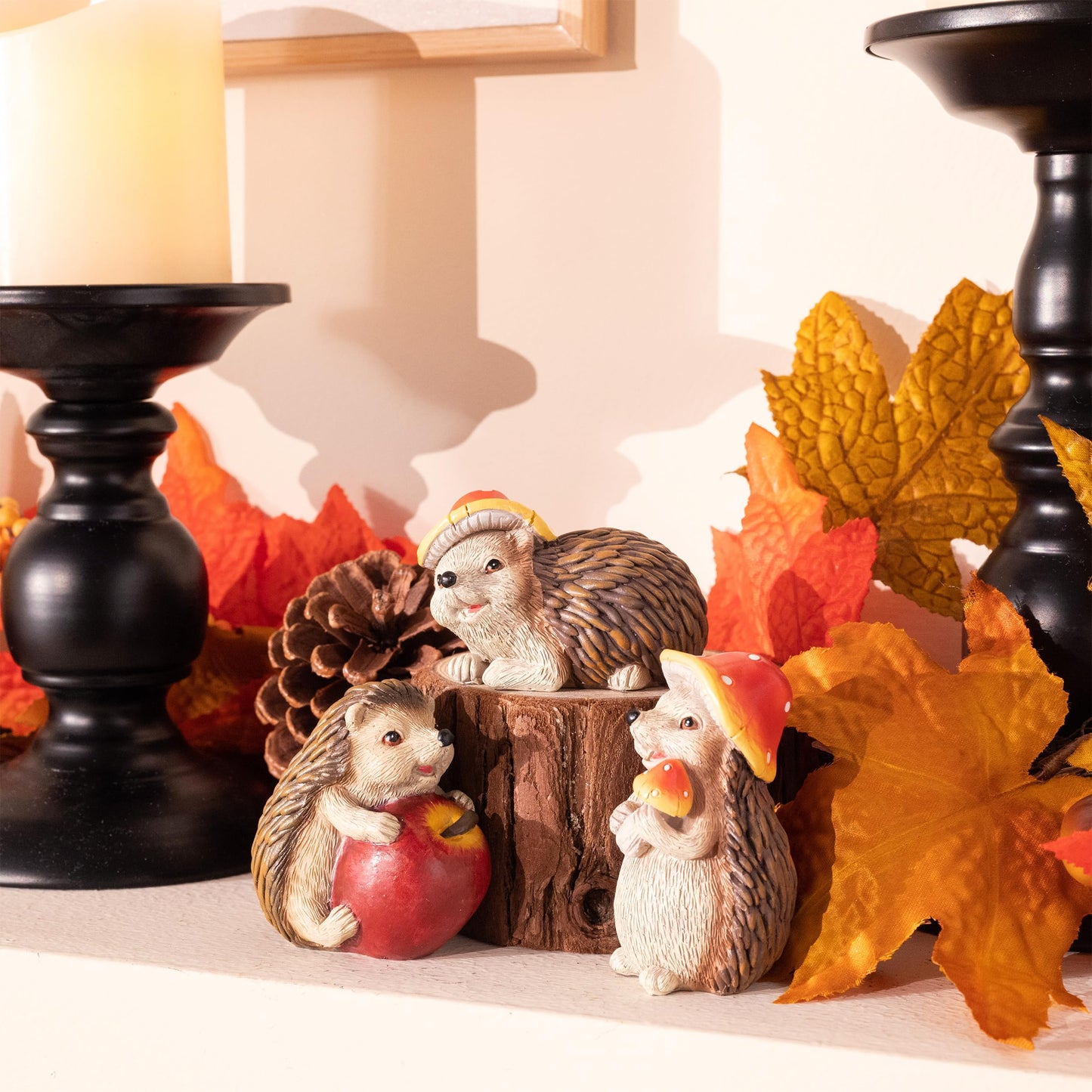 Valery Madelyn Autumn Decorations, Lovely Set of 3 Medium Hedgehogs Ornaments, Waterproof Resin Autumn Home Decor, Hedgehog Gifts for Women, Fall Decorations for Livling Room, Bedroom, Garden 7CM
