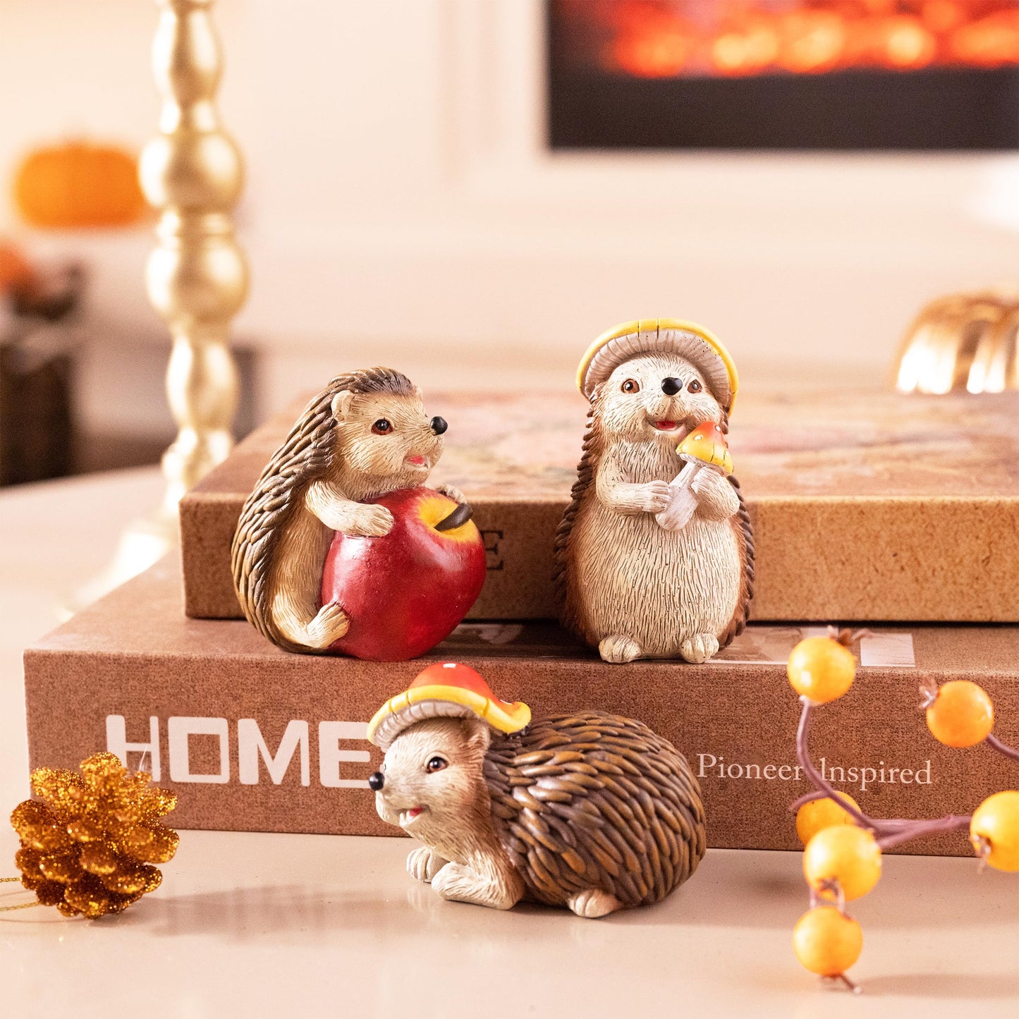 Valery Madelyn Autumn Decorations, Lovely Set of 3 Medium Hedgehogs Ornaments, Waterproof Resin Autumn Home Decor, Hedgehog Gifts for Women, Fall Decorations for Livling Room, Bedroom, Garden 7CM